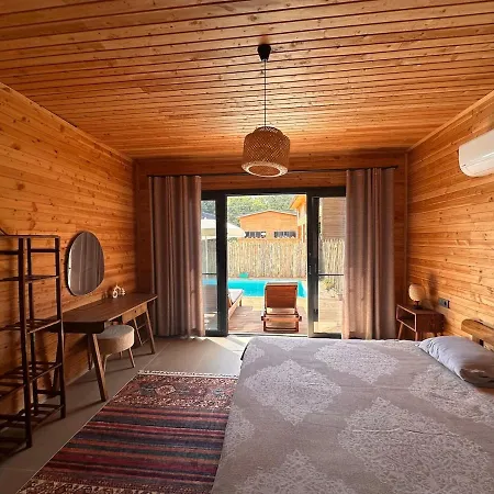 بيت للعطل Wooden Stage Homes فتحية