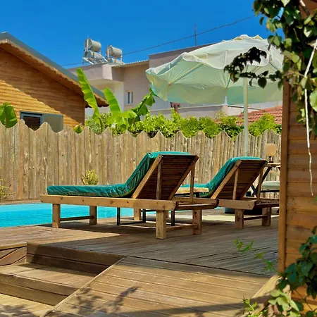 بيت للعطل Wooden Stage Homes *