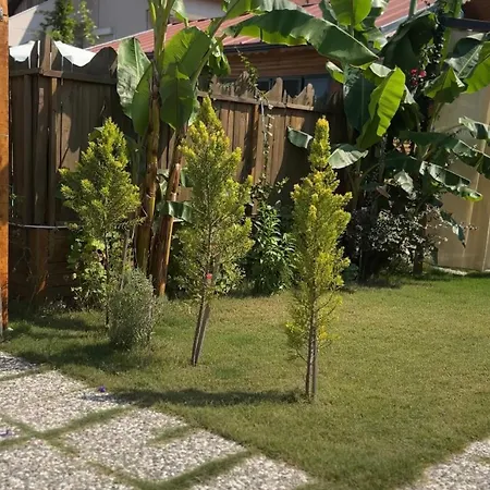 Wooden Stage Homes بيت للعطل