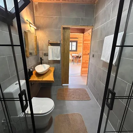 Wooden Stage Homes فتحية