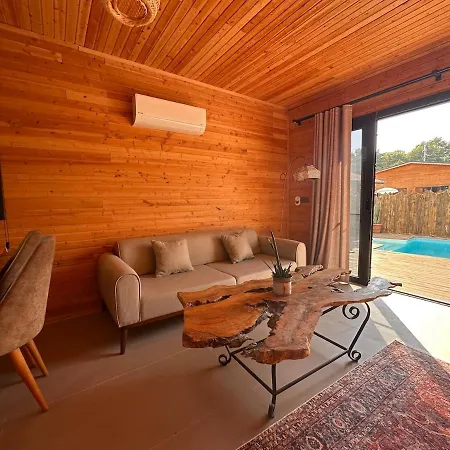 Wooden Stage Homes بيت للعطل