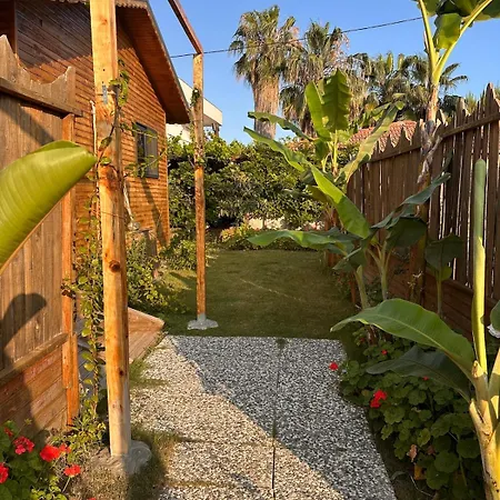 Wooden Stage Homes بيت للعطل فتحية