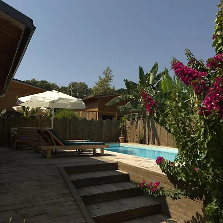 Wooden Stage Homes بيت للعطل *